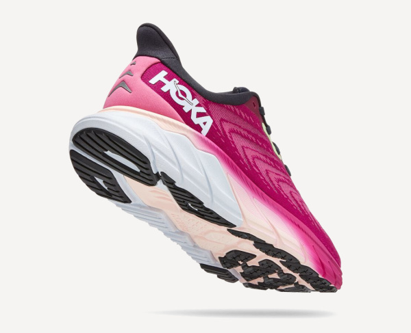 Кроссовки ARAHI 6 W (RU 39.5 UK 7 US 8.5 ; fest fuch/ibis rose)